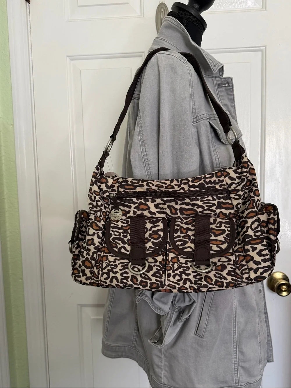 NWT Travelon Leopard Print Stylish Shoulder Bag in Brown and Cream